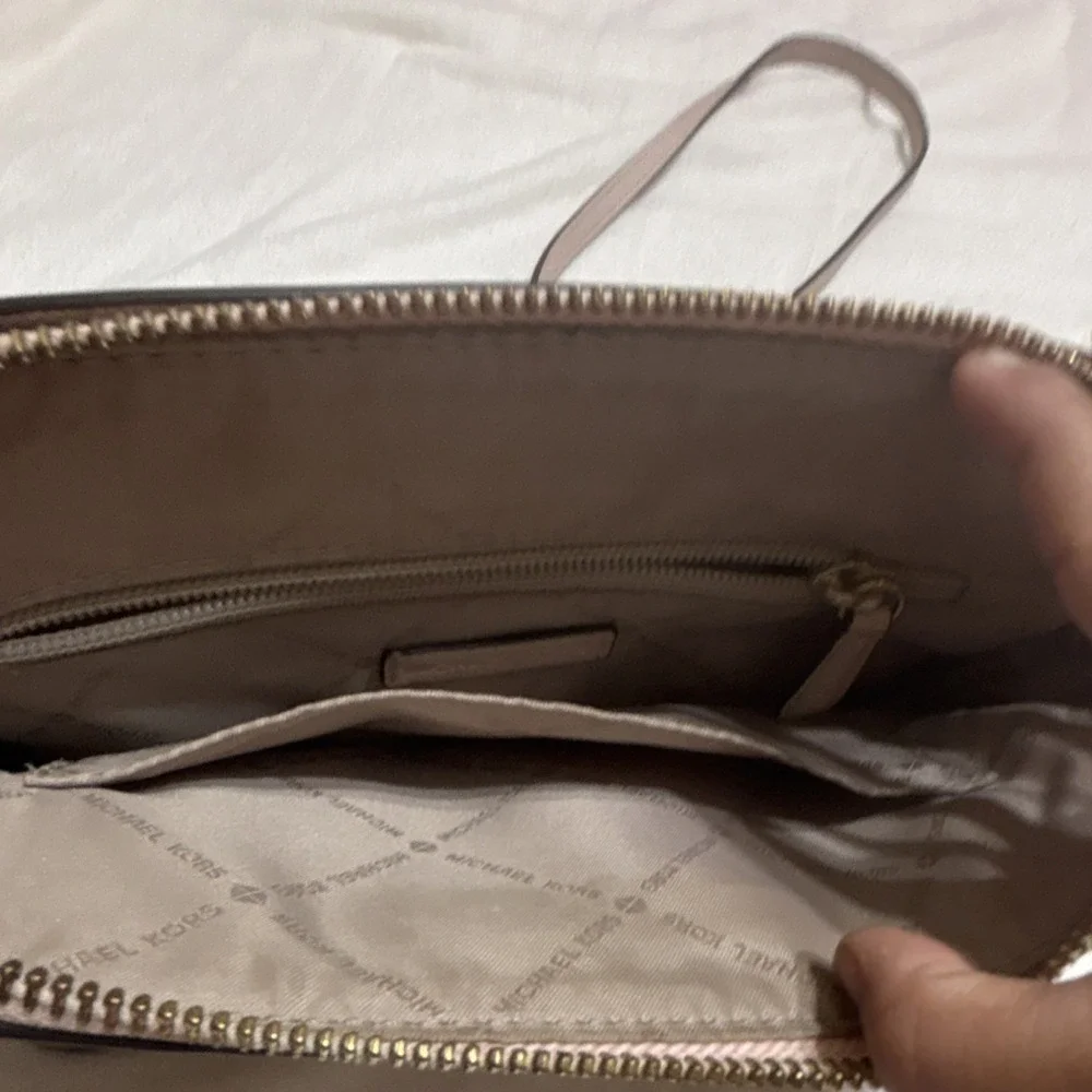 Michael Kors Women's Pink Crossbody Bag Gold Hardware Zip Closure
